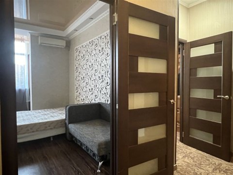 1-к квартира, 1/5 эт., 51м²
