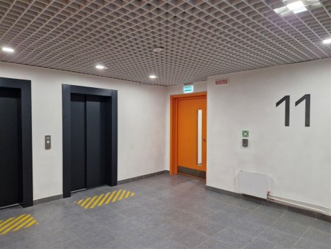 3-к квартира, 11/19 эт., 77м²