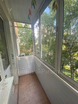 4-к квартира, 5/5 эт., 60м²