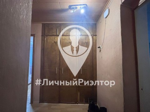 2-к квартира, 2/3 эт., 57м²