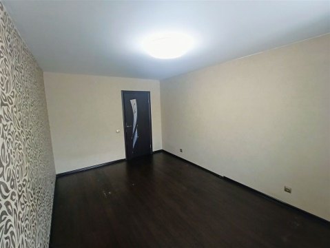 1-к квартира, 8/10 эт., 40м²